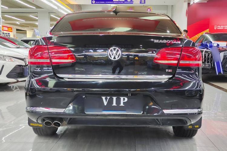 Used Volkswagen Magotan 2015 1.8TSI Advanced Model
