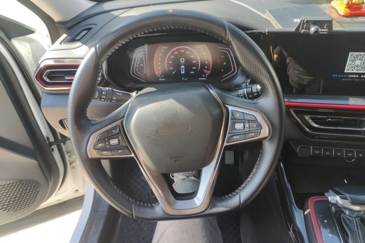 Used Oshan X5 2021 1.5T DCT Prestige Edition
