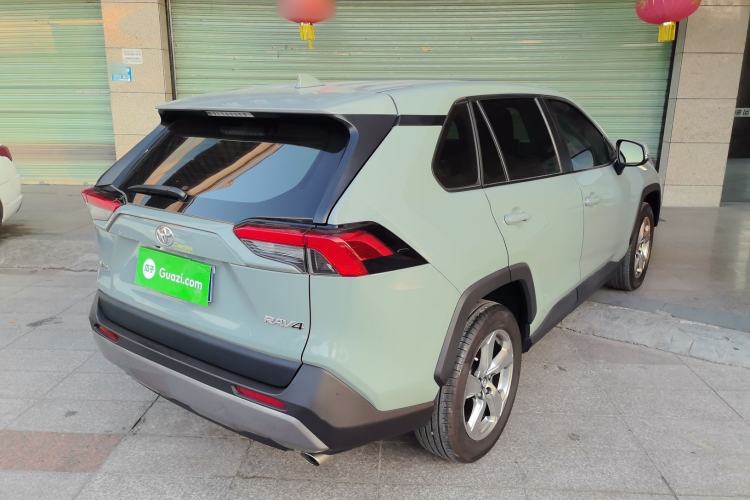 Used Toyota RAV4 2022 2.0L CVT Two-Wheel Drive Fashion Edition
