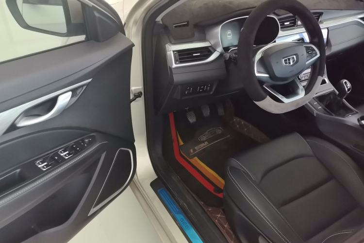 Used Geely Auto Emgrand 2019 Leading Edition 1.5L Manual Upgraded Connectivity Model China VI Standard
