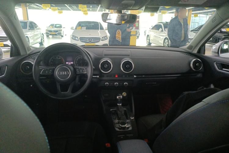Used Audi A3 2020 Limousine 35 TFSI Fashion Edition China VI Emission Standard
