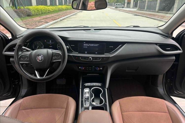 Used Buick Regal 2020 552T Luxury Version
