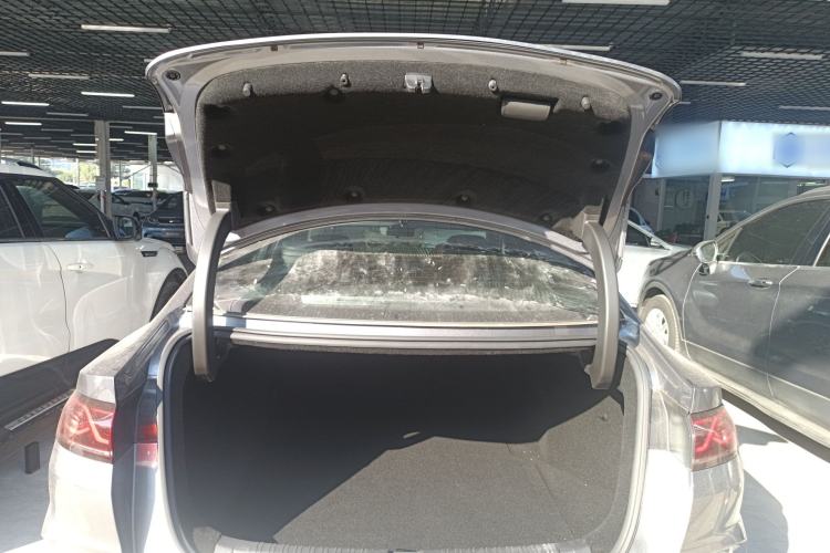 Used BYD Qin L 2025 DM-i Smart Drive 120KM Superior Model
