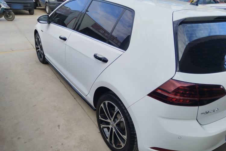 Used Volkswagen Golf 2019 280TSI DSG R-Line Model China V Standard
