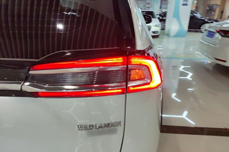 Used Toyota Wildlander 2022 Dual-Engine 2.5L E-CVT Four-Wheel Drive Luxury Edition
