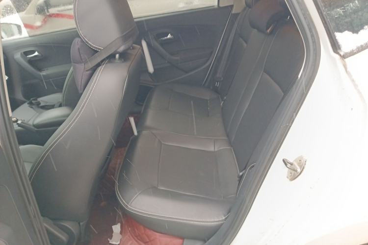 Used Volkswagen Polo 2016 1.6L Automatic Comfort Model