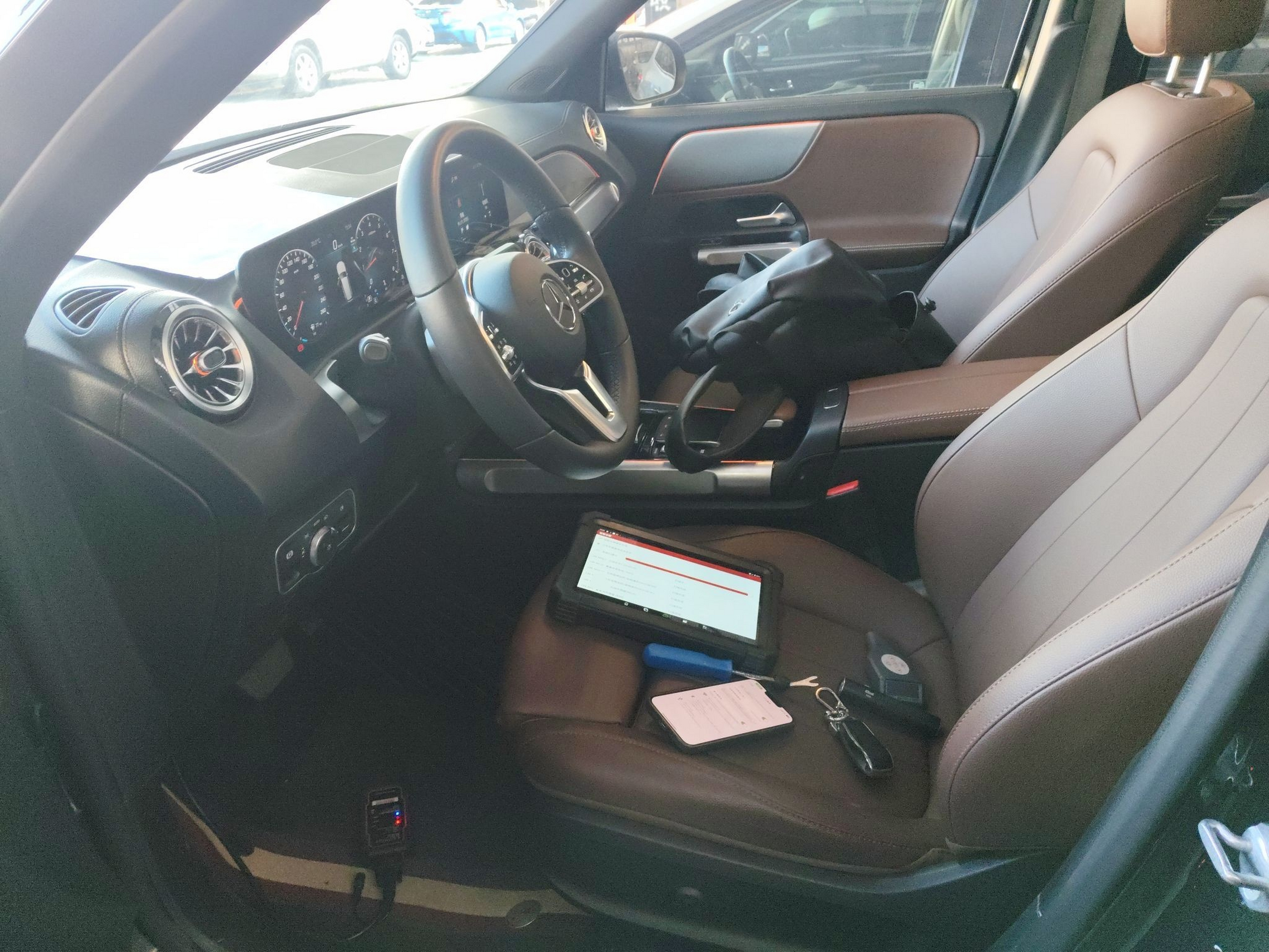 Переднее сиденье в автомобиле