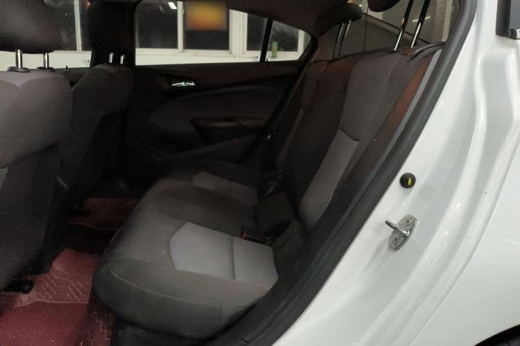 Used Chevrolet Cruze 2018 Redline 320 Automatic Pioneer Edition
