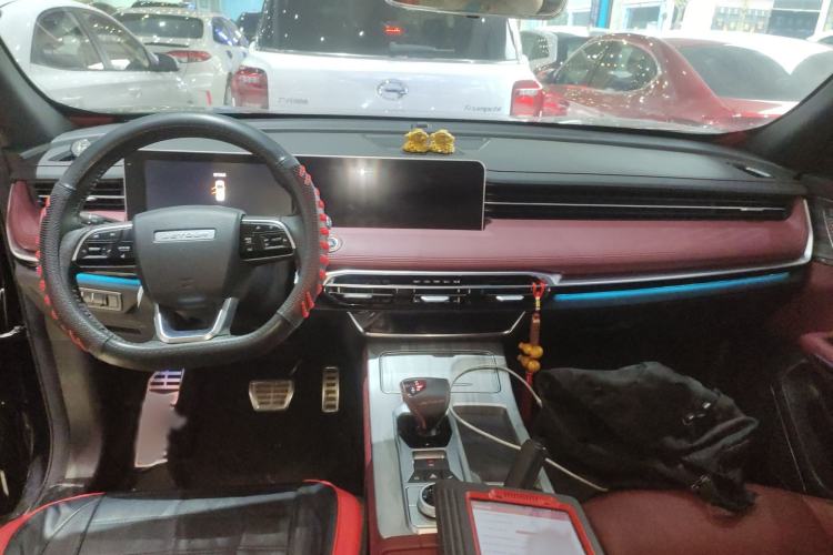 Used JETOUR X70 PLUS 2023 1.5T DCT Brave PLUS 5-Seater
