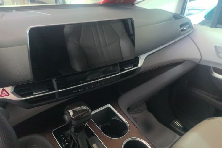 Used Toyota Sienna 2023 2.5L Hybrid Comfort Edition
