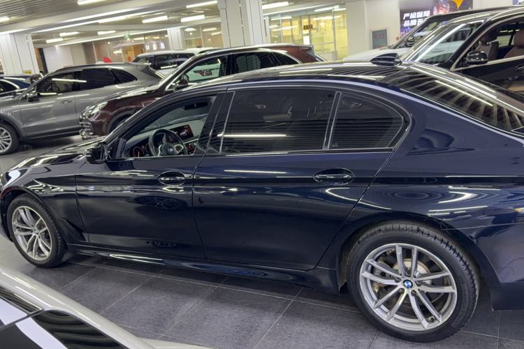 Used BMW 5 Series 2019 525Li M Sport Package