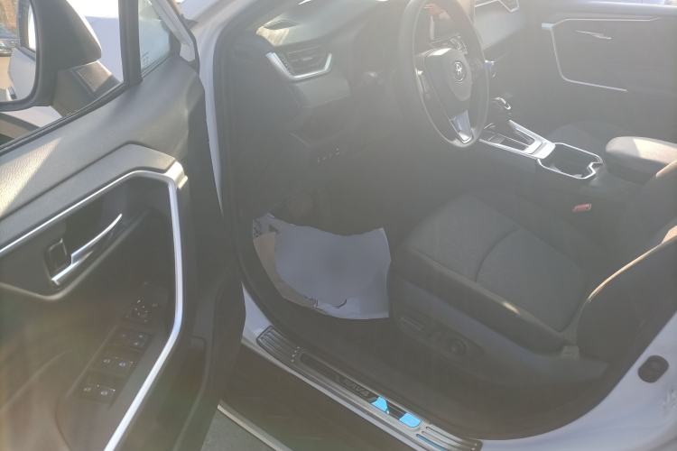 Used Toyota RAV4 2021 2.0L CVT Two-Wheel Drive Fashion Edition