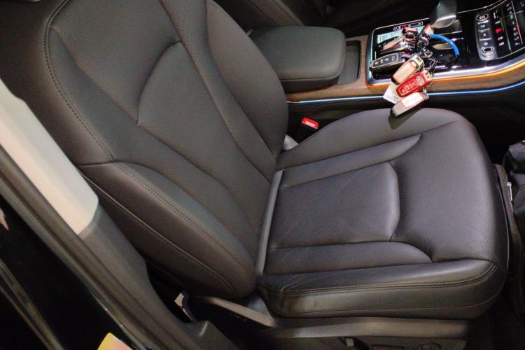 Used Audi Q7 2023 45 TFSI quattro S line Sport model