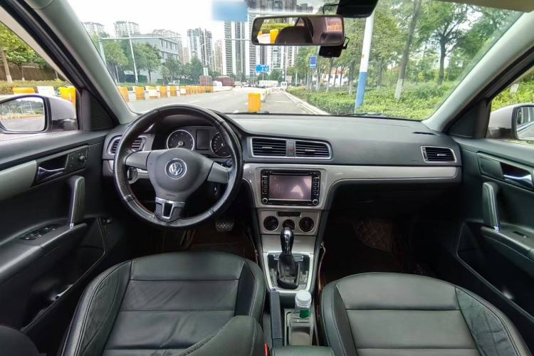 Used Volkswagen Lavida 2013 Revised Version 1.4 TSI DSG Comfort Edition
