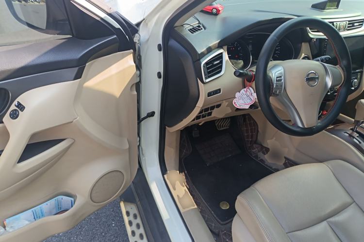 Used Nissan X-Trail 2014 2.0L CVT Comfort Edition 2WD
