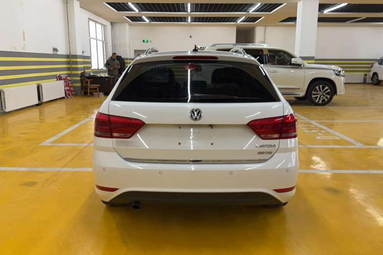 Used Volkswagen Gran Lavida 2017 180TSI DSG Comfort Edition
