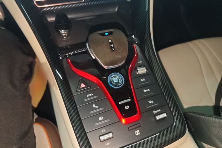 Used BYD Song Pro New Energy 2022 DM-i 110km Flagship Pro Model
