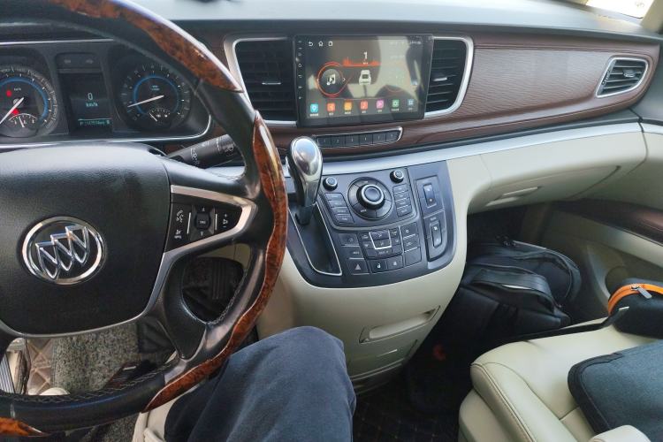 Used Buick GL8 2014 2.4L LT Luxury Business Executive Edition
