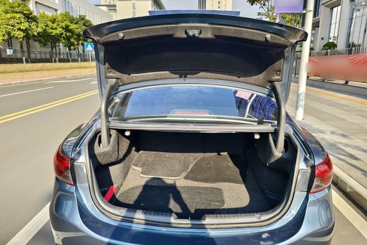 Used Mazda Atenza 2018 2.0L Blue Sky Luxury Edition China V Standard