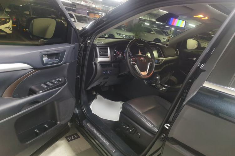 Used Toyota Highlander 2021 2.0T Four-Wheel Drive Luxury Edition 7 Seats
