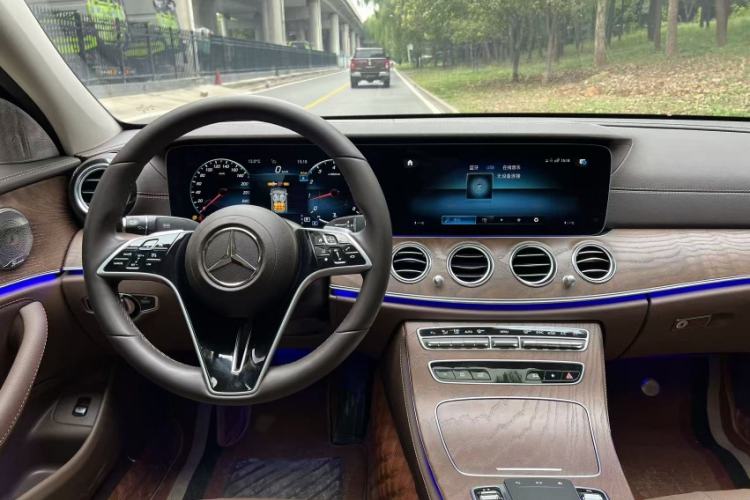 Used Mercedes-Benz E-Class 2023 Updated E 300 L Fashion Edition
