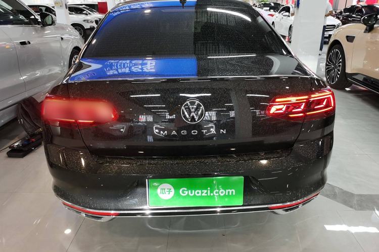 Used Volkswagen Magotan 2025 Zhongxiang Version 330TSI DSG Luxury Edition

