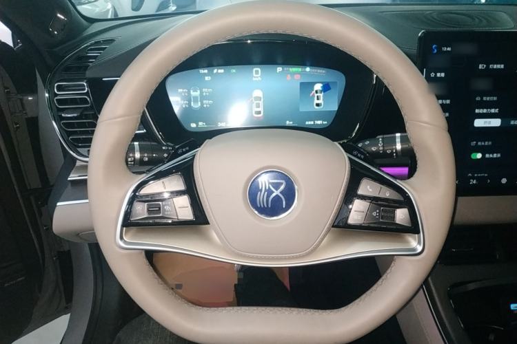 Used BYD Han 2025 EV with 701 km of Laser Radar-Enabled Intelligent Driving