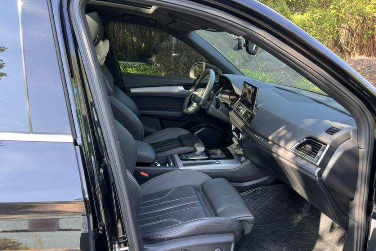 Used Audi Q5L Sportback 2021 40 TFSI Fashion Model