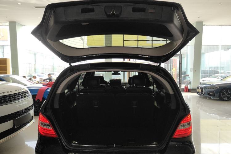 Used Mercedes-Benz R-Class 2014 R 320 4MATIC Business Model
