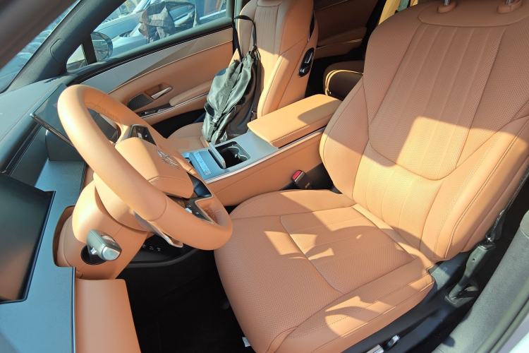 Used BYD Han L 2025 DM-i 200KM LiDAR Luxury Model
