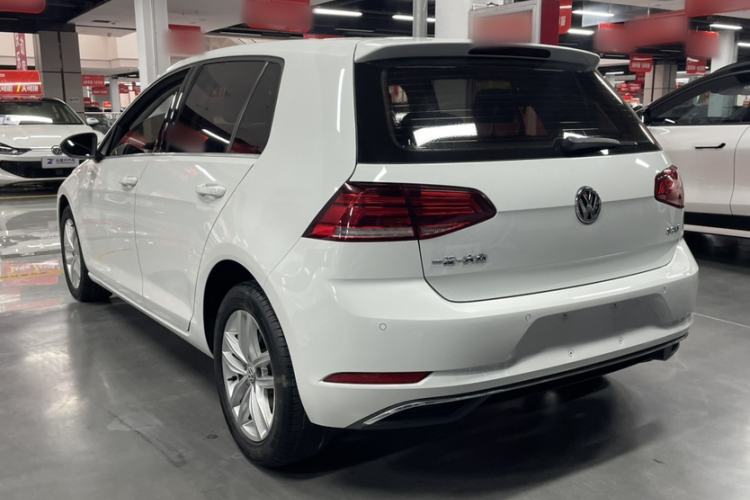 Used Volkswagen Golf 2018 1.6L Automatic Comfort Model
