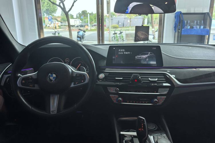 Used BMW 5 Series 2019 530Li Leading Model M Sport Package
