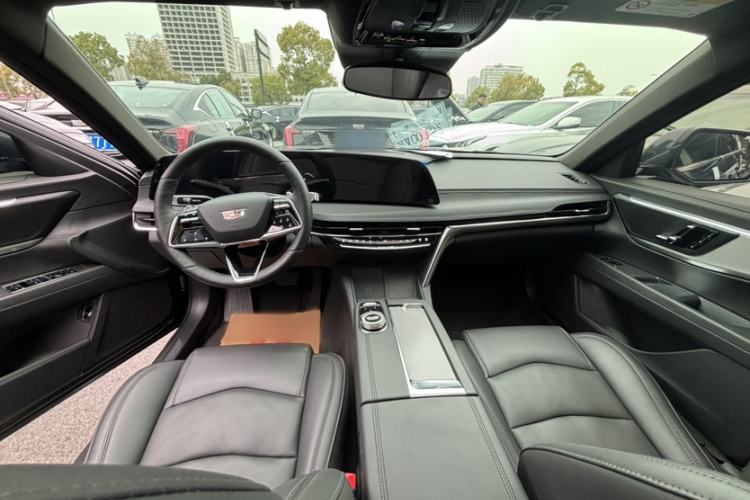 Used Cadillac CT6 2023 28T Fashion Edition
