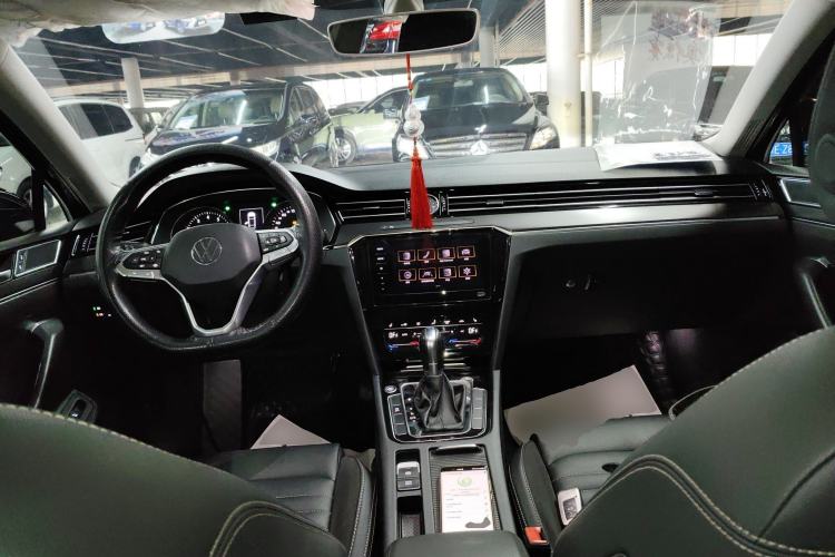 Used Volkswagen Magotan 2020 330TSI DSG Leading Model
