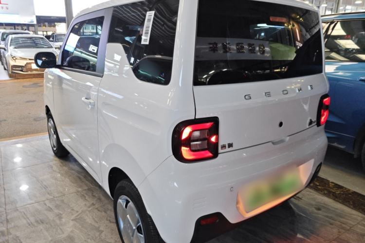 Used Geely Galaxy Panda 2024 Panda Mini 200km Endurance Bear
