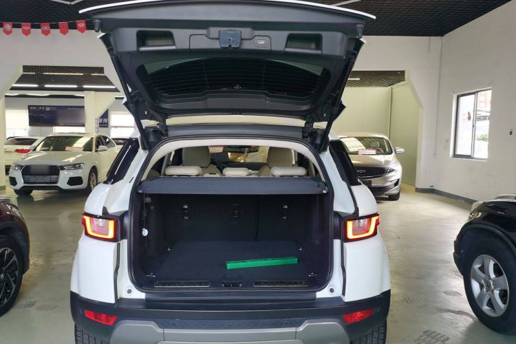 Used Land Rover Range Rover Evoque 2016 2.0T SE Smart Glow Edition
