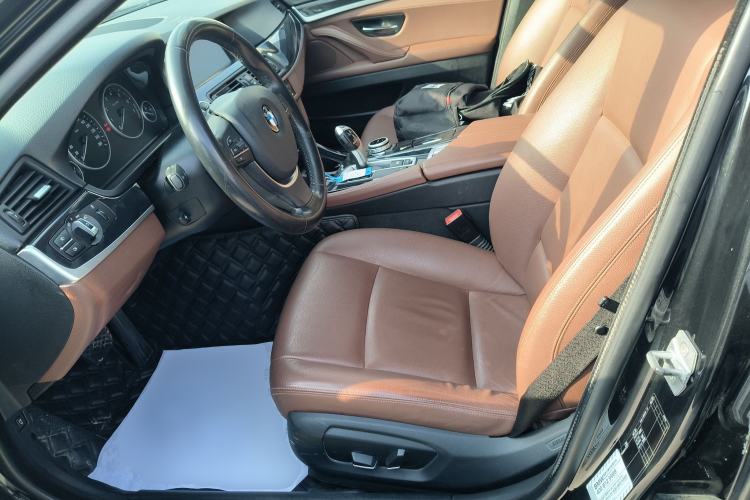 Used BMW 5 Series 2017 520Li Elegant Edition
