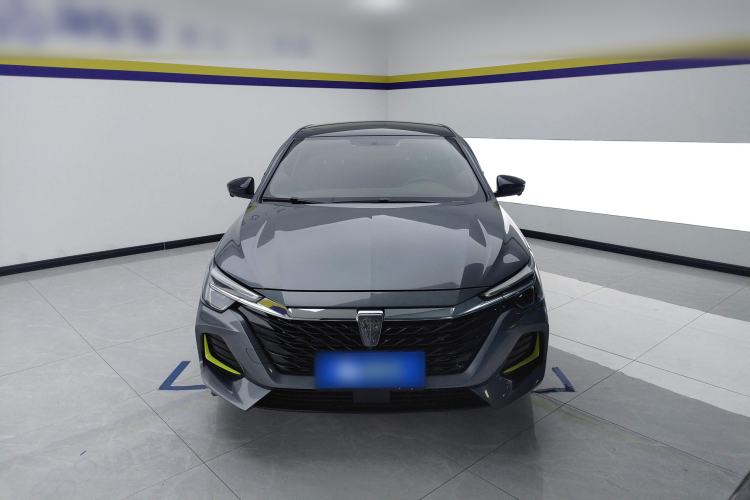 Used Roewe i6 MAX 2020 300TGI Automatic Cool & Stylish Skyroof Edition
