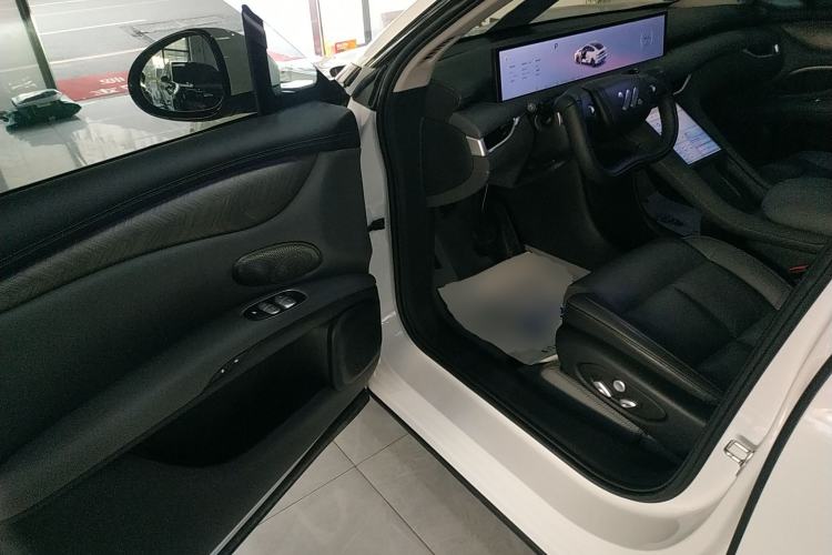 Used  LS6 2025 Long-Range Lingxi Intelligent Driving Edition
