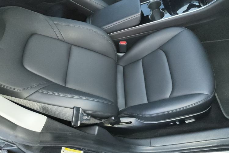 Used Tesla Model 3 2019 Long-Range Rear-Wheel-Drive Version
