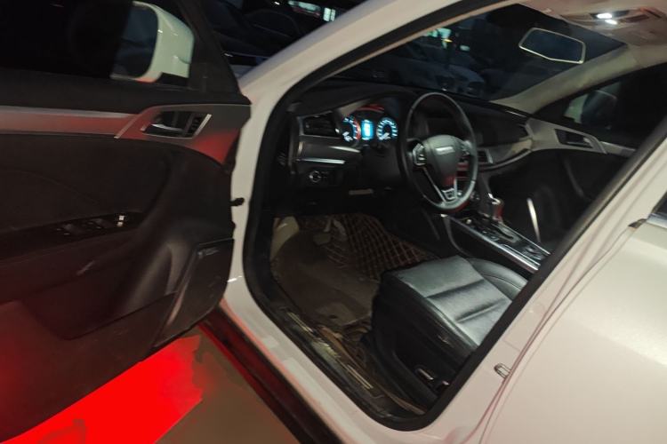 Used Haval H7 2016 Blue-Label H7 2.0T Automatic Elite Model
