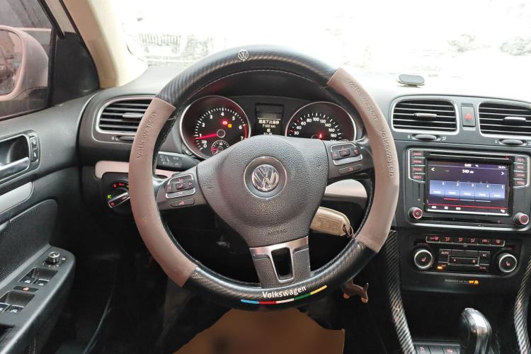 Used Volkswagen Golf 2011 1.4 TSI Luxury Touring Edition
