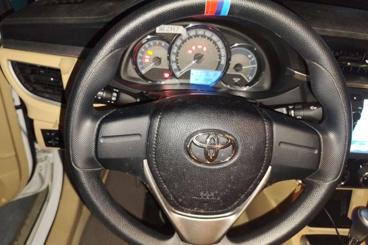 Used Toyota Corolla 2014 1.6L CVT GL
