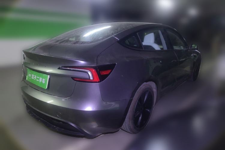 Used Tesla Model 3 2023 Long-Range All-Wheel-Drive Version
