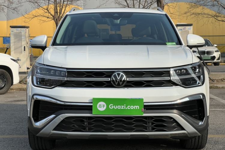 Used Volkswagen Tharu 2023 300TSI Two-Wheel-Drive Full Moon Edition
