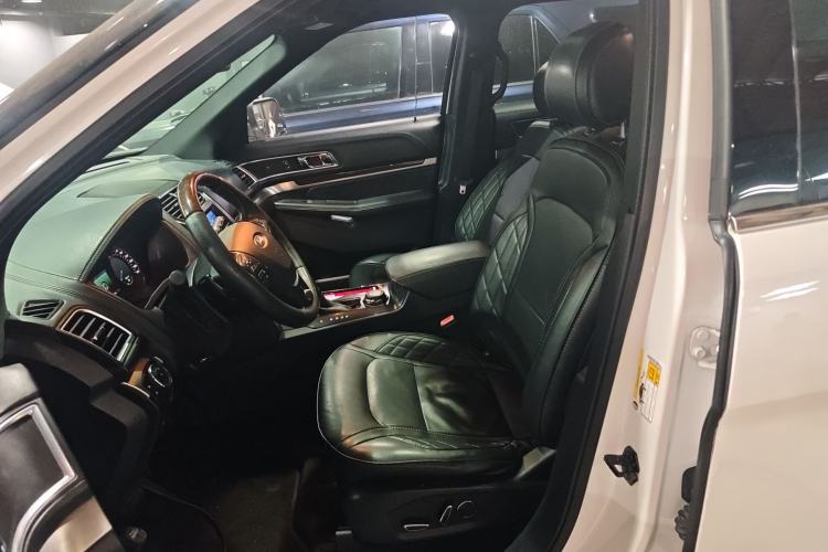 Used Ford Explorer 2017 3.5T Platinum Edition