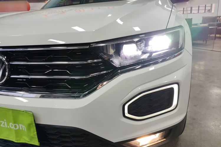 Used Volkswagen T-ROC 2021 280TSI DSG Two-Wheel Drive Comfort Connect 30th Anniversary Edition
