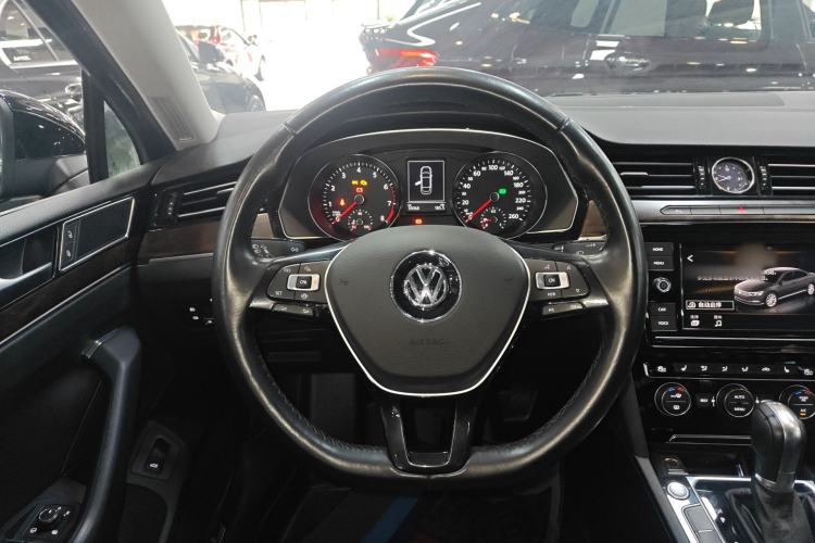 Used Volkswagen Magotan 2019 330TSI DSG Luxury Version China VI Standard
