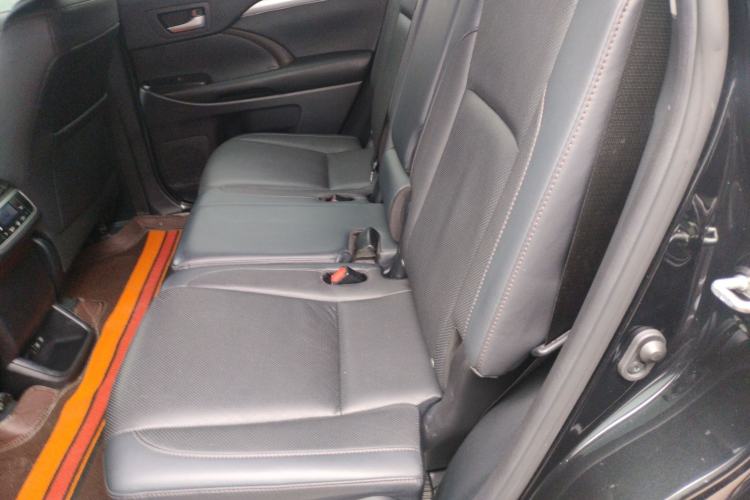 Used Toyota Highlander 2018 2.0T Four-Wheel Drive Prestige Version 7 Seats China VI Standard