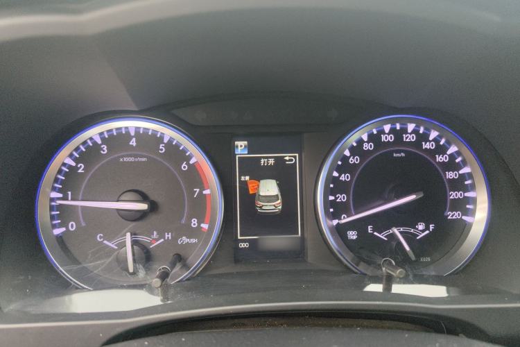 Used Toyota Highlander 2018 2.0T Four-Wheel Drive Luxury Edition 7 Seats China V Emission Standard
